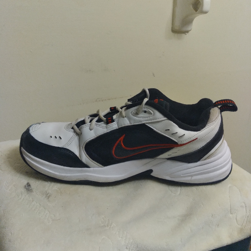 Mens Nike Air Monarch IV 415445-101 Black and White Sneakers Size 14 - Picture 12 of 16